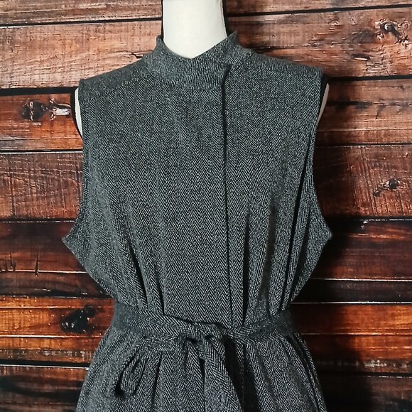 Banana Republic Long Vest Size L Belted Textured Knit Gray Open Front Pockets - Picture 4 of 10